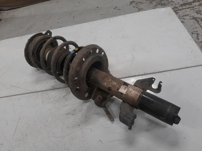 Alfa Romeo Giulietta Schokdemperpoot rechts-voor