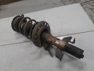 Gebruikte Mac Phersonpoot rechts-voor Alfa Romeo Giulietta (940) 1.75 TBI 16V QV Prijs € 90,00 Margeregeling aangeboden door A.T.S. van de Wiel