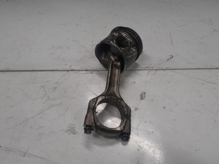 Alfa Romeo 156 Zuiger