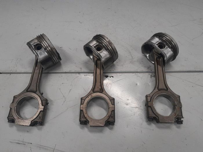 Alfa Romeo 156 Zuiger