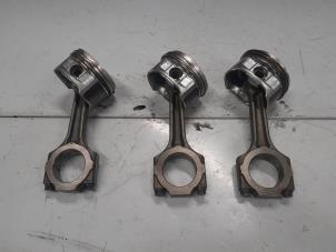 Gebruikte Zuiger Alfa Romeo 147 Prijs € 120,00 Margeregeling aangeboden door A.T.S. van de Wiel