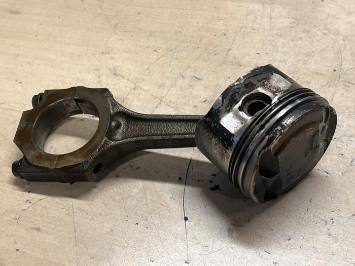 Alfa Romeo 156 Zuiger