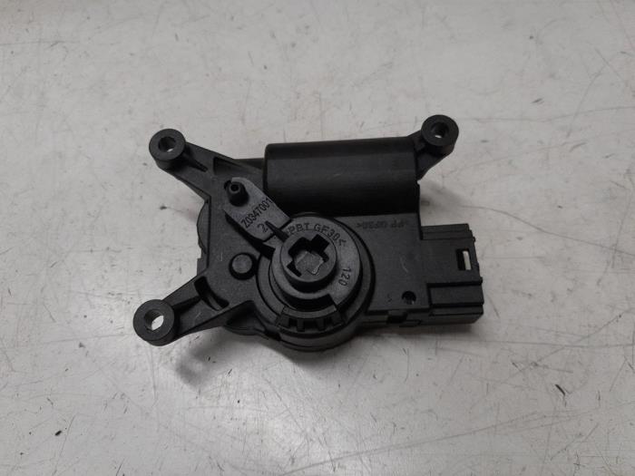 Mercedes Vito Kachelklep Motor