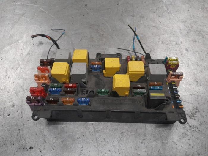 Mercedes Vito Zekeringkast