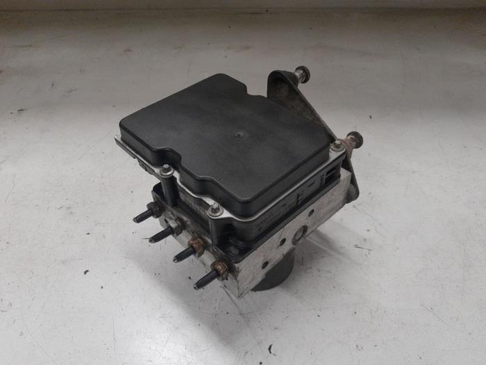 Mercedes Vito ABS Pomp