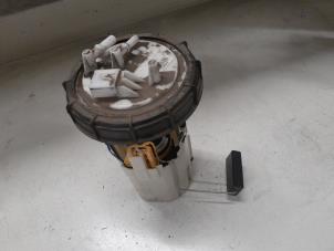 Gebruikte Tank element Pomp Mercedes Vito (639.6) 2.2 116 CDI 16V Euro 5 Prijs € 70,00 Margeregeling aangeboden door A.T.S. van de Wiel