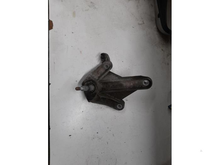 Renault Kangoo Versnellingsbak Steun