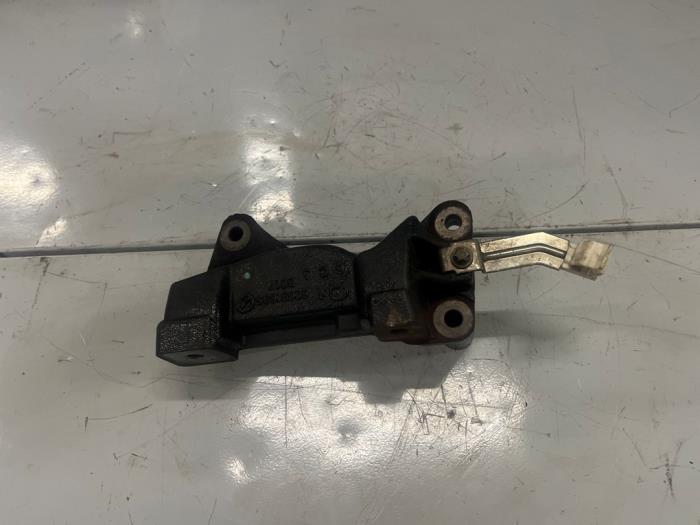 Alfa Romeo 159 Motorsteun