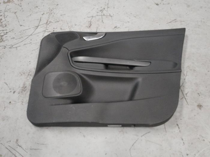 Alfa Romeo Giulietta Portierbekleding 4Deurs rechts-voor