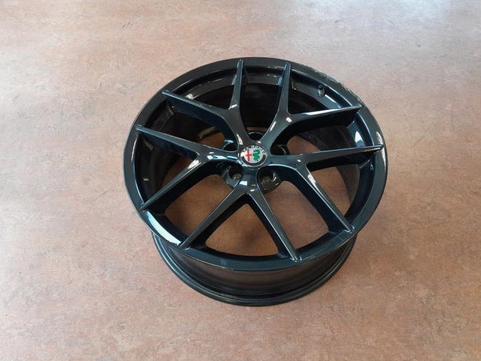 Alfa Romeo Stelvio Velg