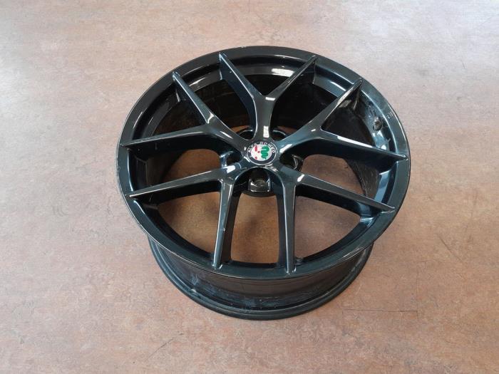 Alfa Romeo Stelvio Velg