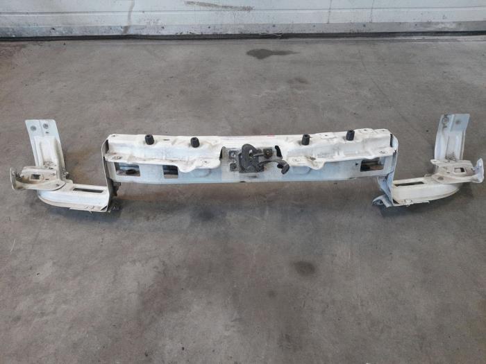 Fiat Doblo Slotplaat voor