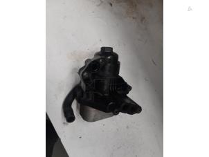 Gebruikte Oliefilterhuis MAN TGE 2.0 TDI RWD Prijs € 55,00 Margeregeling aangeboden door A.T.S. van de Wiel