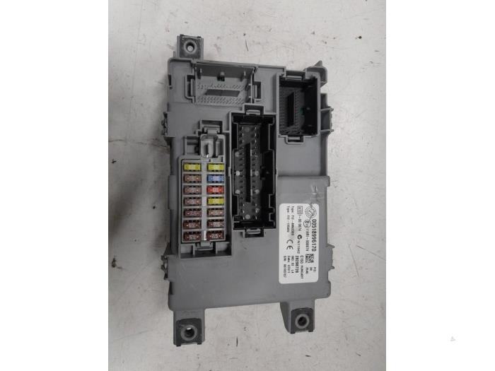 Fiat 500 Zekeringkast