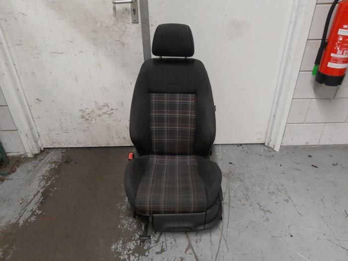 Volkswagen Polo Stoel links