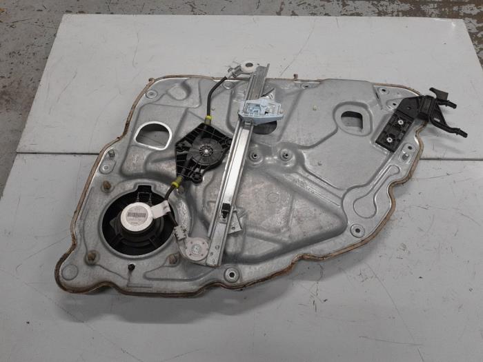 Ruitmechaniek 4Deurs links-achter van een Alfa Romeo 159 (939AX) 1.9 JTS 16V 2007