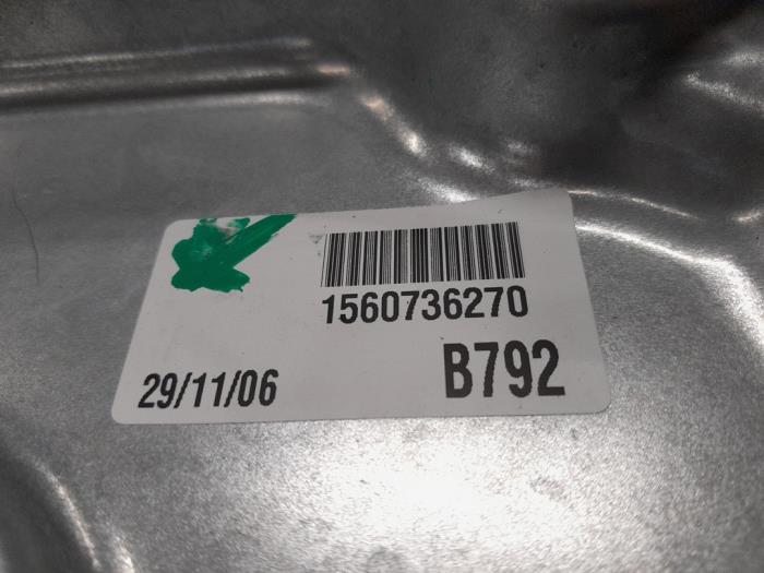 Ruitmechaniek 4Deurs links-achter van een Alfa Romeo 159 (939AX) 1.9 JTS 16V 2007