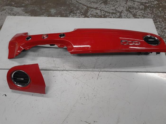Fiat 500 Dashboard deel