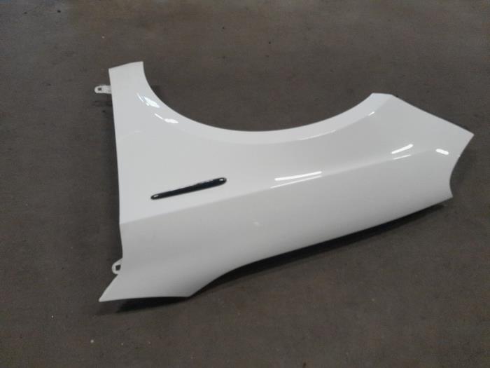 Alfa Romeo Giulietta Scherm links-voor