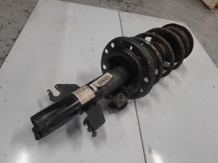 Alfa Romeo Giulietta Schokdemperpoot links-voor