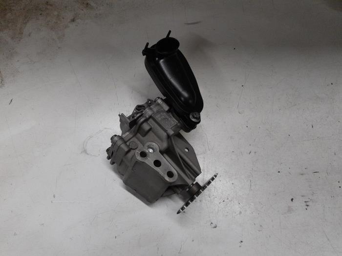 Mercedes Vito Oliepomp