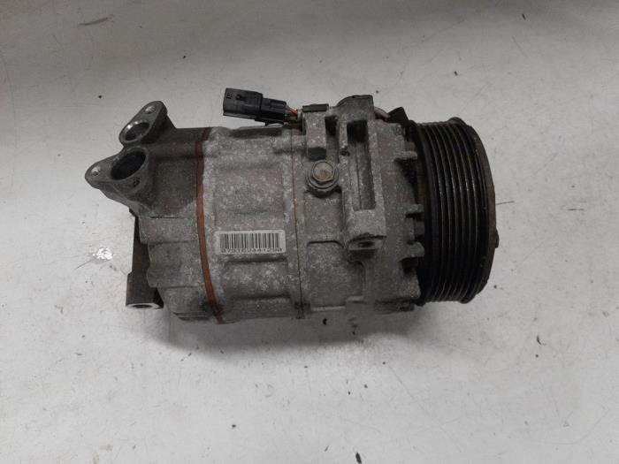 Opel Vivaro Aircopomp