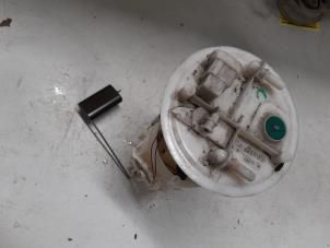 Gebruikte Tank element Pomp Opel Vivaro 2.0 CDTI Prijs € 45,00 Margeregeling aangeboden door A.T.S. van de Wiel