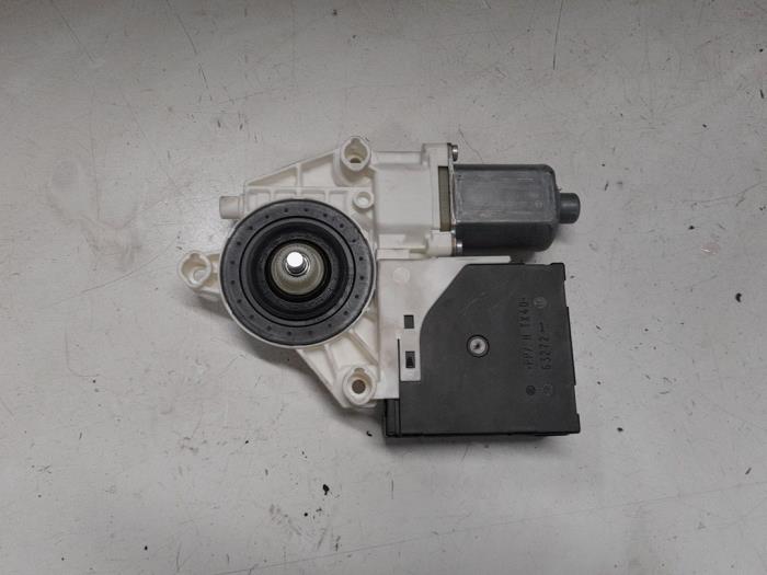 Volkswagen Caddy Raammotor Portier