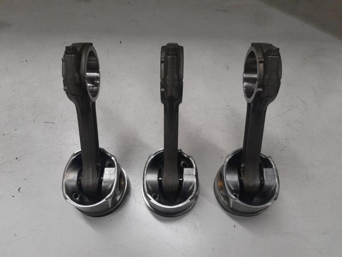 Volkswagen Caddy Zuiger