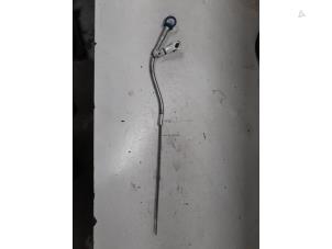 Gebruikte Olie Peilstok Fiat 500 (312) 1.4 16V Prijs € 40,00 Margeregeling aangeboden door A.T.S. van de Wiel