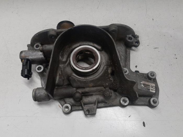 Gebruikte Oliepomp Alfa Romeo Giulietta (940) 1.75 TBI 16V QV Prijs € 240,00 Margeregeling aangeboden door A.T.S. van de Wiel