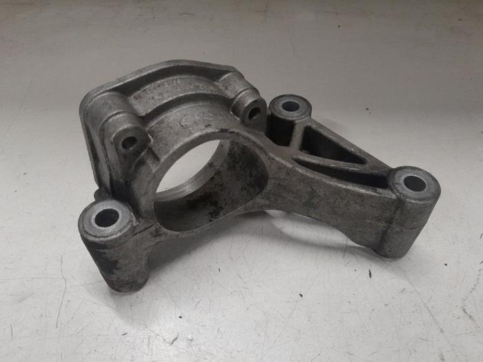 Alfa Romeo Giulietta Steunlager rechts-voor