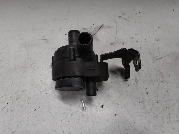 Mercedes Vito Extra waterpomp