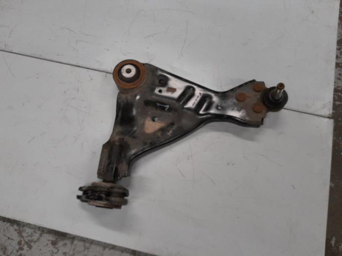 Mercedes Vito Draagarm links-voor