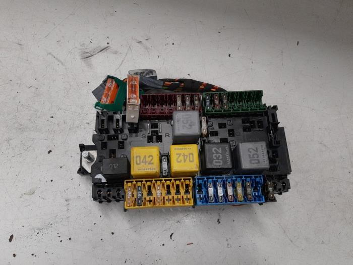 Mercedes Vito Zekeringkast