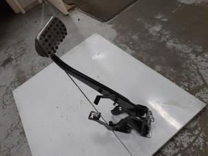 Gebruikte Rempedaal Mercedes Vito (447.6) 2.2 114 CDI 16V Prijs € 40,00 Margeregeling aangeboden door A.T.S. van de Wiel