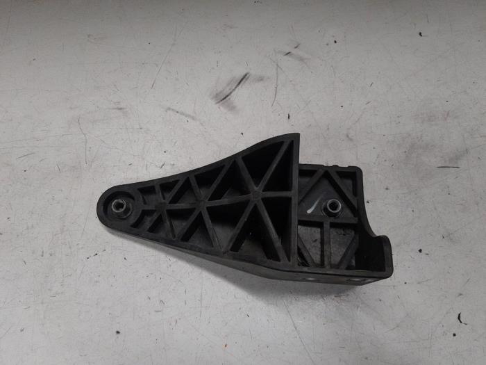 Mercedes Vito Frontdeel steun