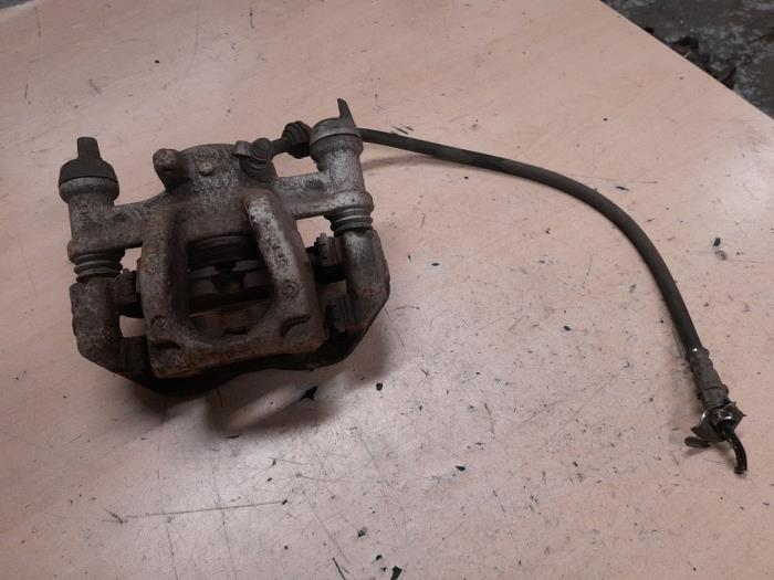 Mercedes Vito Remklauw (Tang) rechts-achter