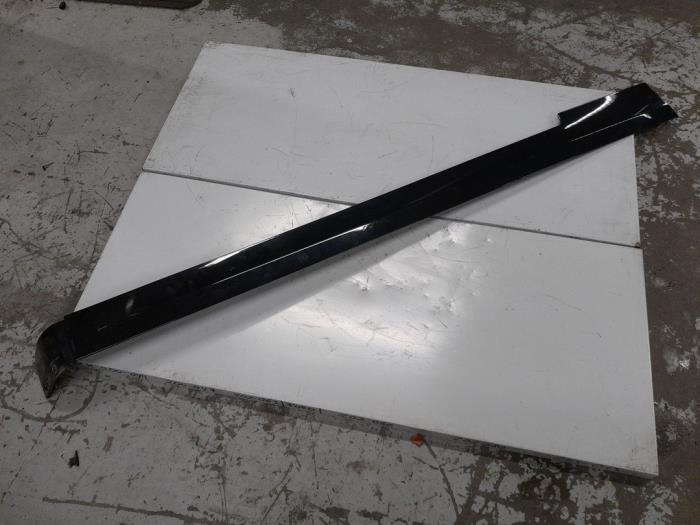 Mercedes Vito Schuifdeur Rail rechts