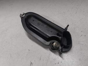 Gebruikte Buis (diversen) Renault Trafic New (FL) 2.0 dCi 16V 90 Prijs € 25,00 Margeregeling aangeboden door A.T.S. van de Wiel