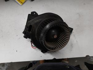 Gebruikte Chaufage Ventilatiemotor Mercedes Sprinter 5t (907.6) 514 CDI 2.1 D RWD Prijs € 125,00 Margeregeling aangeboden door A.T.S. van de Wiel