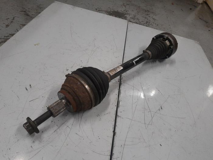 Volkswagen Golf Aandrijfas links-voor