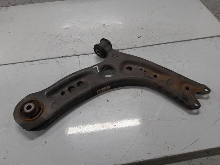 Volkswagen Golf Draagarm onder rechts-voor