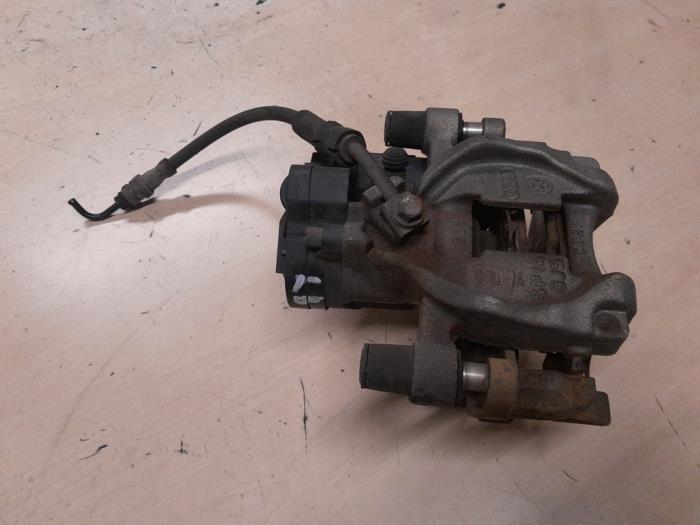 Volkswagen Golf Remklauw (Tang) links-achter