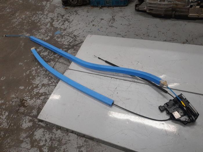 Peugeot Boxer Schuifdeur Slotmechaniek links