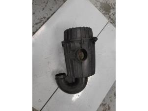 Gebruikte Luchtfilterhuis Peugeot Boxer (U9) 2.2 Blue HDi 120 Prijs € 85,00 Margeregeling aangeboden door A.T.S. van de Wiel