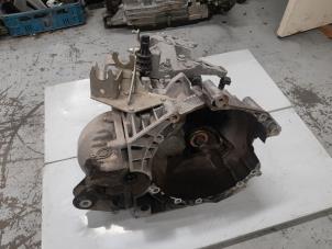 Gebruikte Versnellingsbak Peugeot Boxer (U9) 2.2 Blue HDi 120 Prijs € 1.050,00 Margeregeling aangeboden door A.T.S. van de Wiel