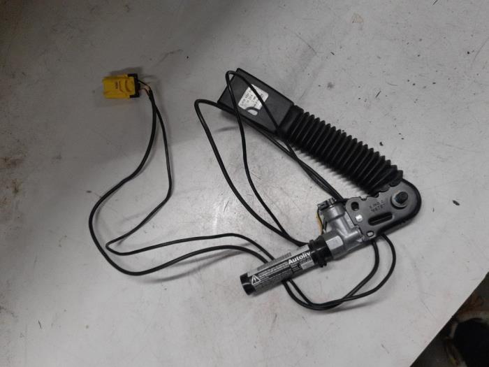 Peugeot Boxer Gordelspanner links