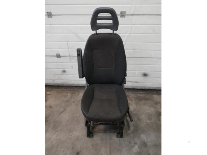 Peugeot Boxer Stoel links