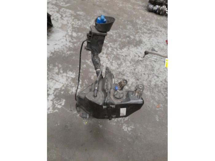 Volkswagen Caddy Adblue tank